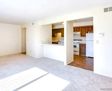 Building Photo - 4 Chestnut Ridge Ln