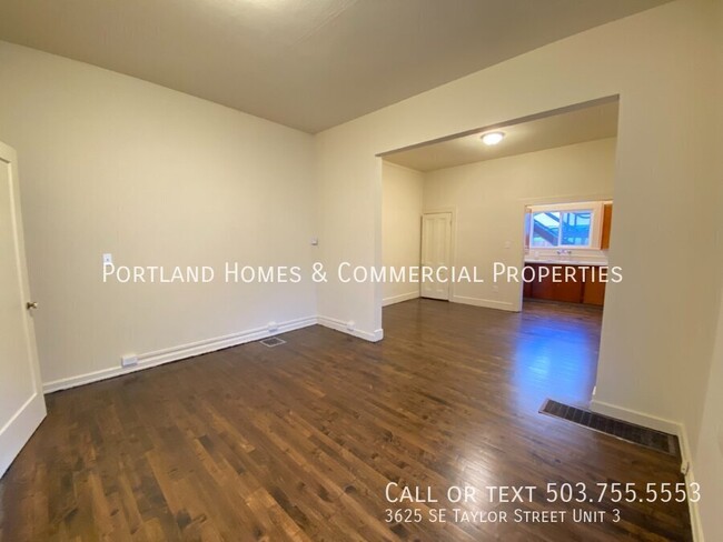 Foto del edificio - 1 Bedroom, Beautiful Hardwood Floors, Hawt...