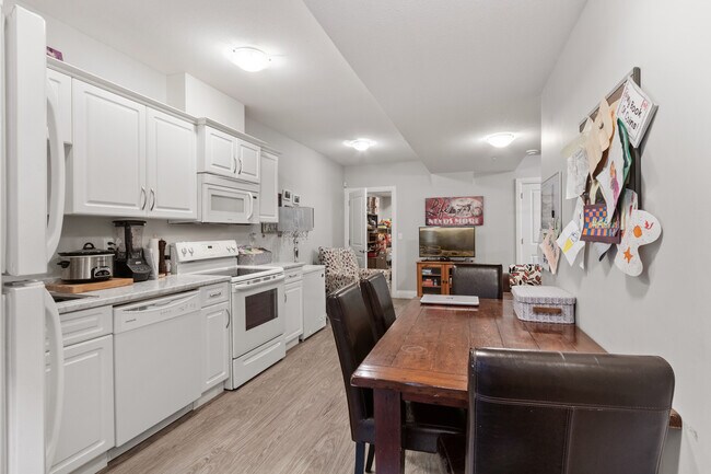 Photo du bâtiment - 44738 Vandell Dr