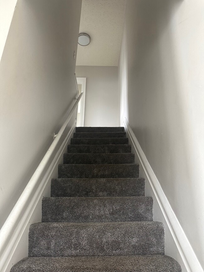 Foto del edificio - 798 E Whittier St