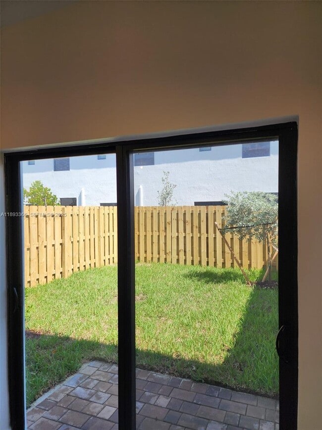 Building Photo - 12867 SW 232nd Ln