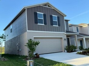 Building Photo - 3367 Alexander Dr