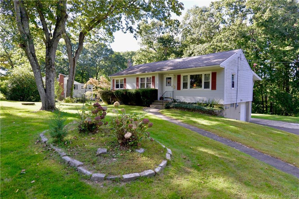 50 Frances Dr, Seymour, CT 06483 House Rental in Seymour, CT