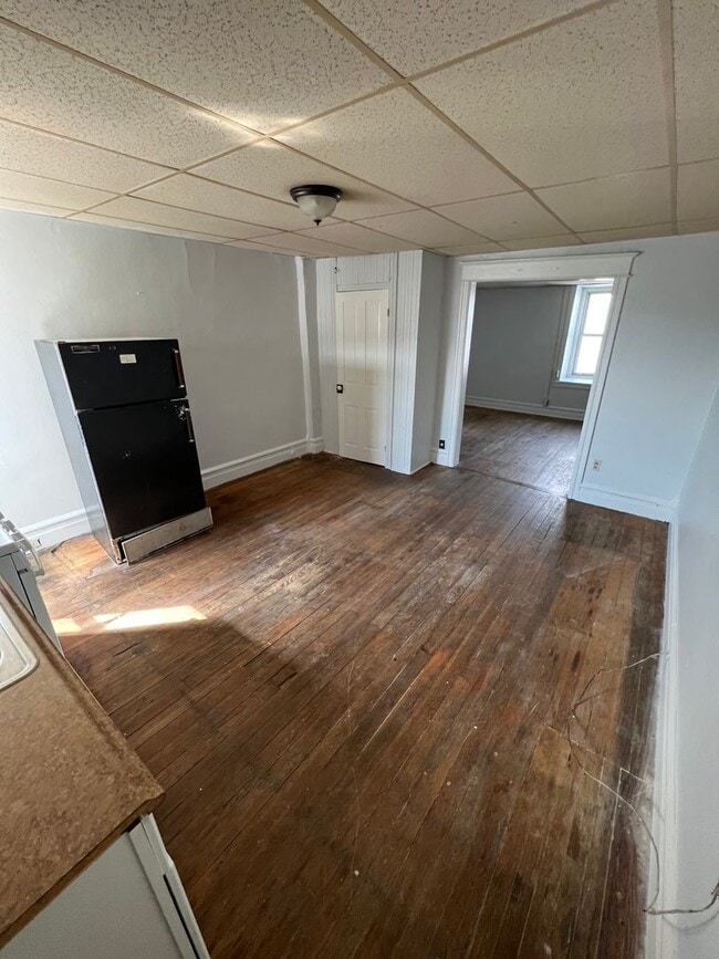 Building Photo - 607 N Eighth St