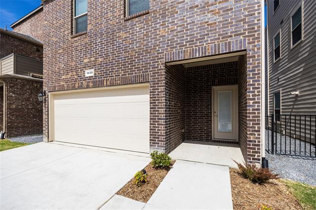 Foto del edificio - 1530 Lake District Dr