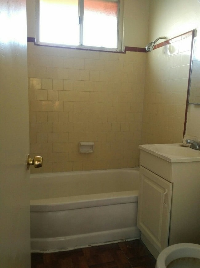Bathroom - 3155 El Segundo Blvd