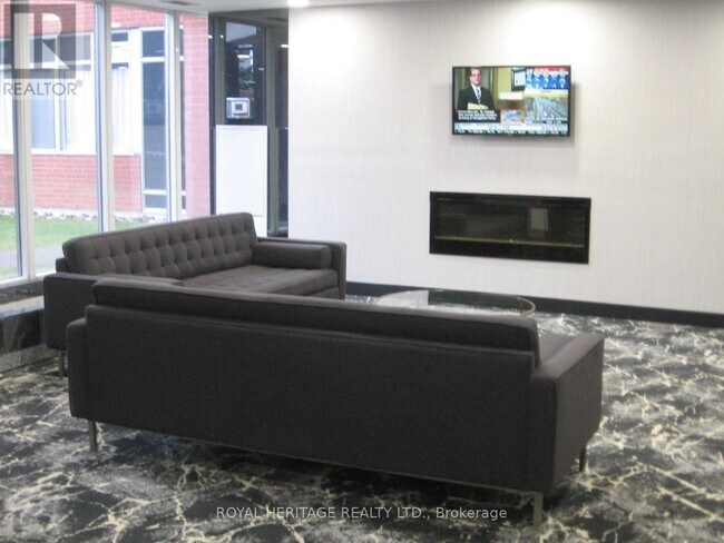 Photo du bâtiment - 11753 Sheppard Ave E