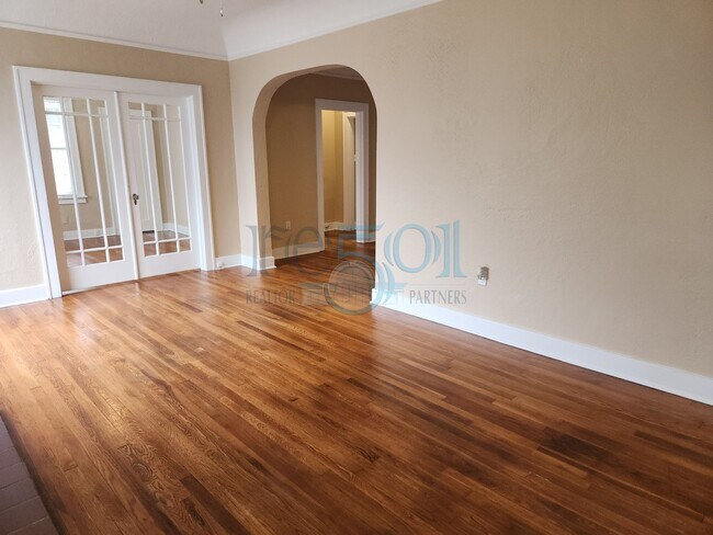Foto del edificio - Addorable Newly Updated 3 Bedroom 2 Bathroom Hillcrest Cottage Minutes From UAMS!!!