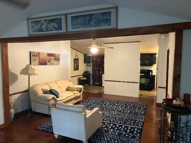 Building Photo - 155 Hickory Ridge