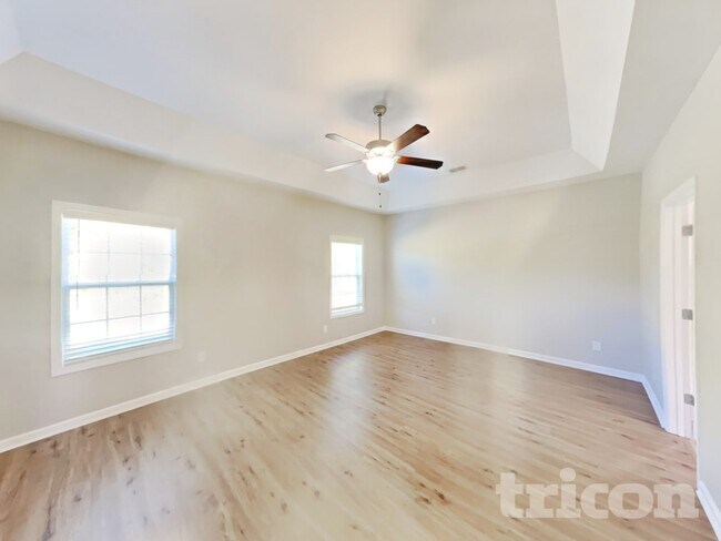 Foto del edificio - 825 Ellyson Dr