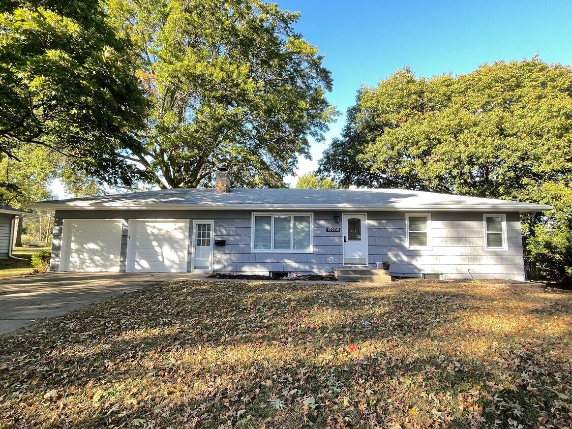 Primary Photo - NEW ON THE MARKET– Charming 3bd/1ba Ranch Home in Prime Location!