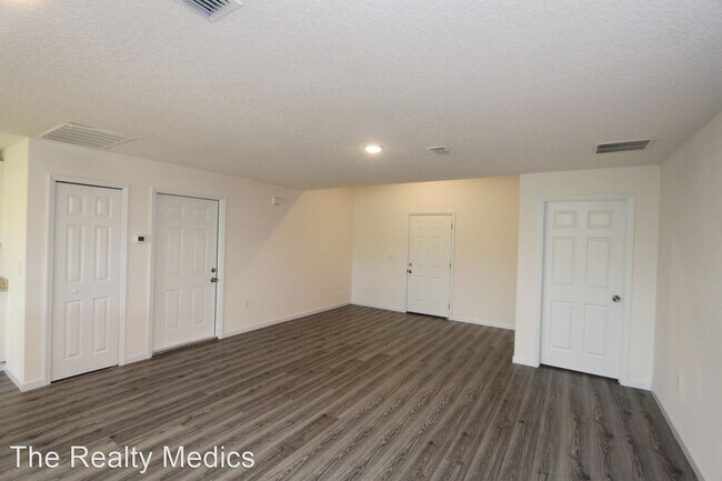 Foto del edificio - 4 br, 2 bath House - 2498 Cogan Dr SE