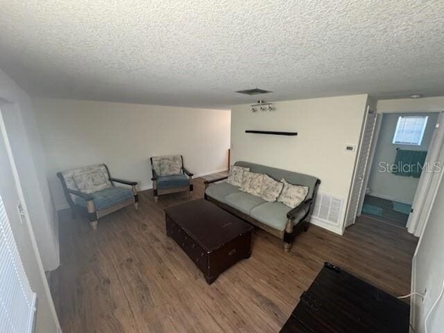 Foto del edificio - 5842 Louisiana Ave