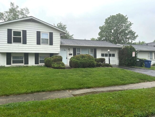 Building Photo - 5101 Holbrook Dr
