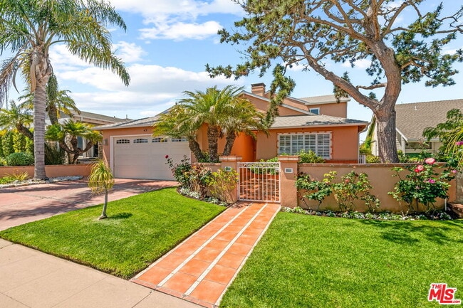 Building Photo - 8221 Delgany Ave