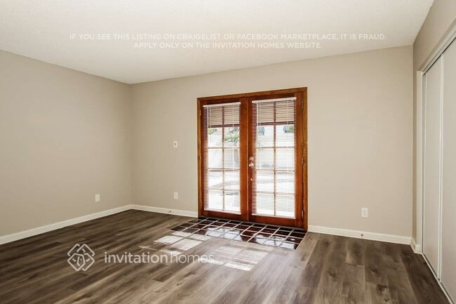 Building Photo - 4507 W Gardenia Ave