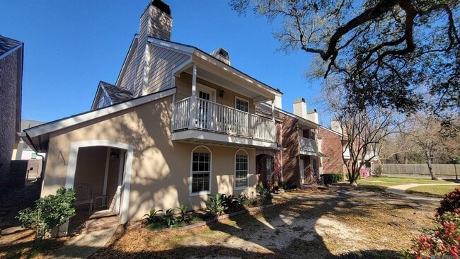 Building Photo - 9007 Highland Rd