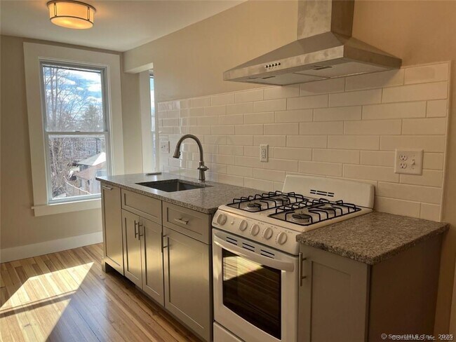 Foto del edificio - 95 Fern St