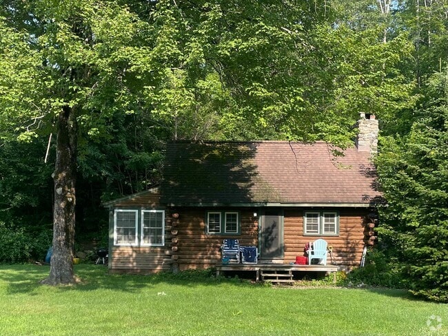 The cabin - 39 Old County Rd
