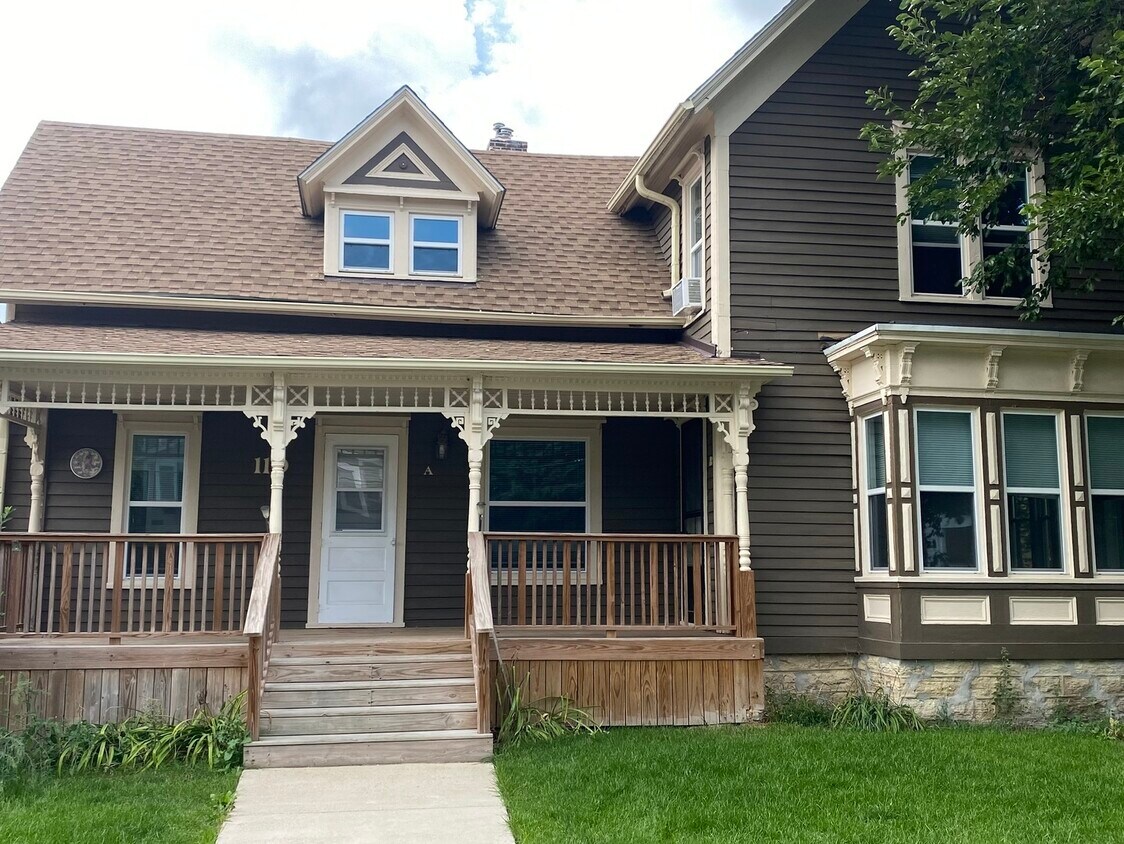 Foto principal - 110 N 1st St