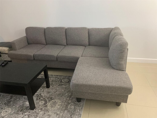 Building Photo - 2940 N Course Dr