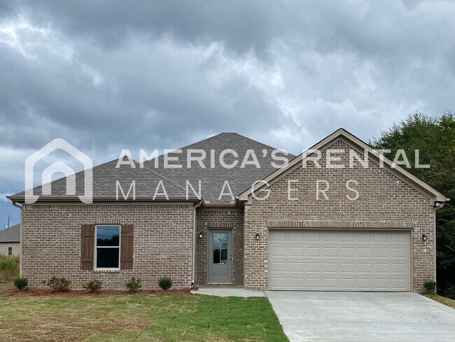 Foto del edificio - Home for Rent in Jasper, AL! Coming Soon!