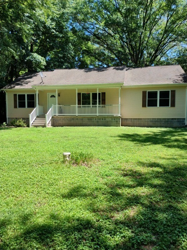 Primary Photo - 21140 Kansas Ave