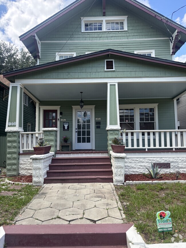 Building Photo - 347 Cottage Ave