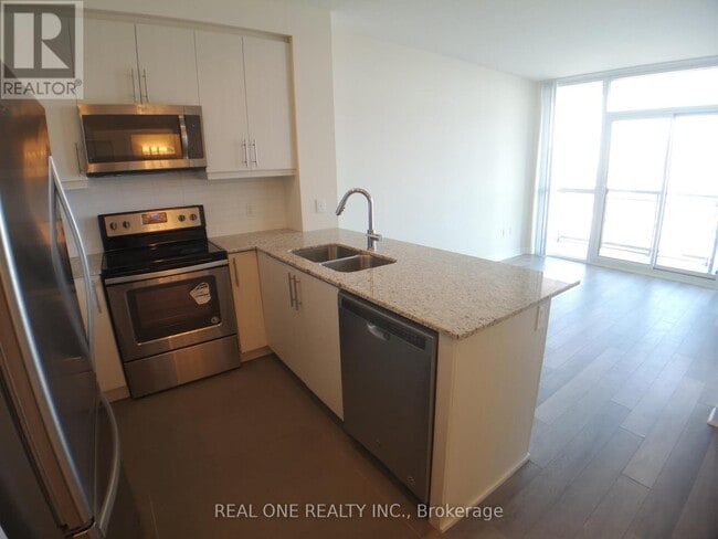 Building Photo - 3975 Grand Park Dr