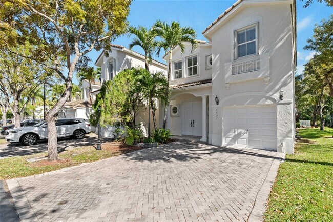 Building Photo - 4827 NW 108th Ct