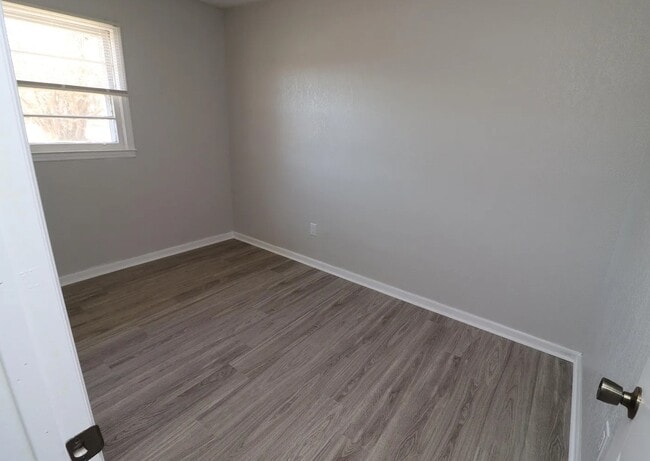 Building Photo - 511 GA-305