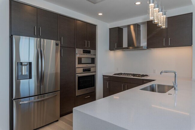 Foto del edificio - 301 West Ave