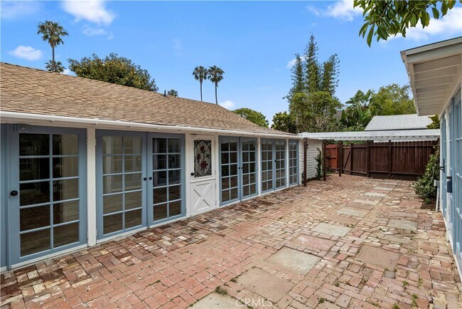 Foto del edificio - 426 Brooks St