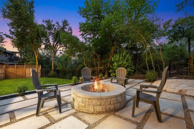 Foto del edificio - 1202 Arronimink Cir