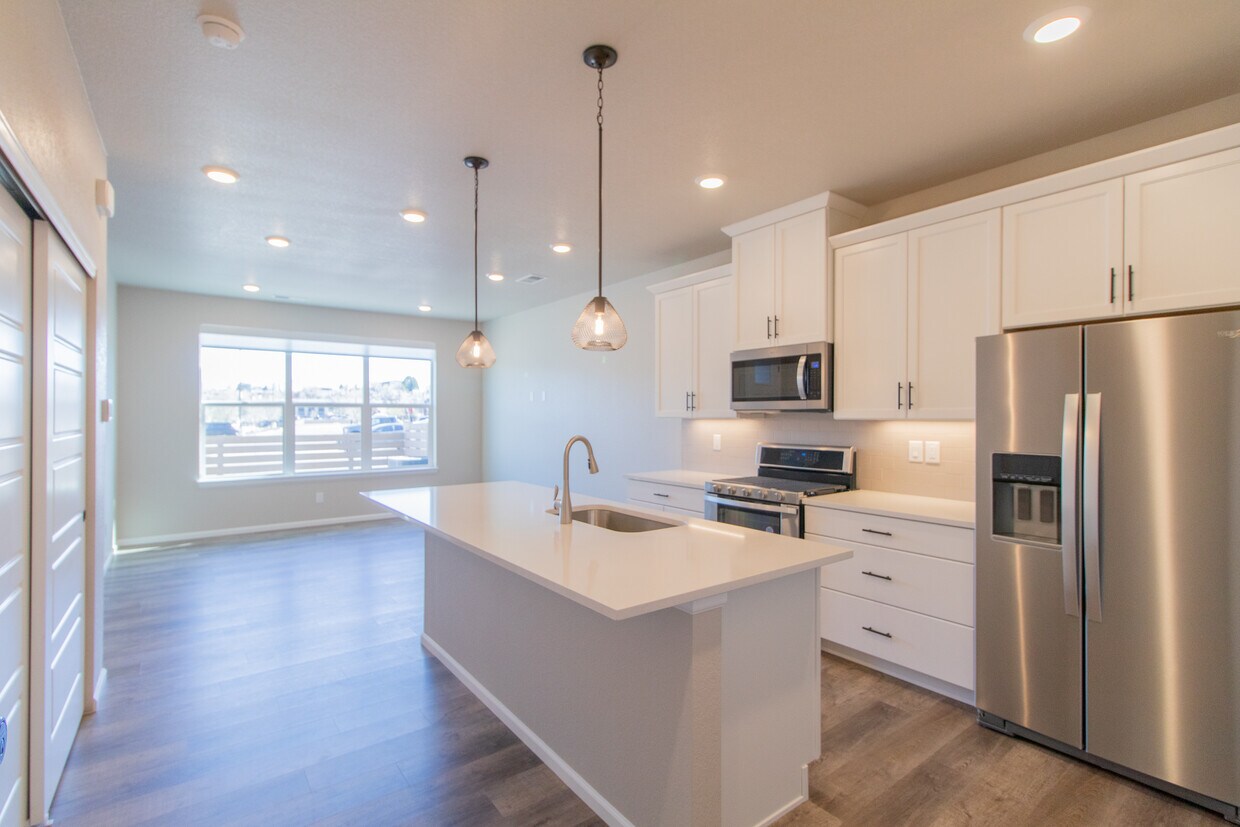 Foto principal - 9486 W 58th Ave
