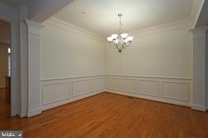 Primary Photo - 7981 Reserve Way
