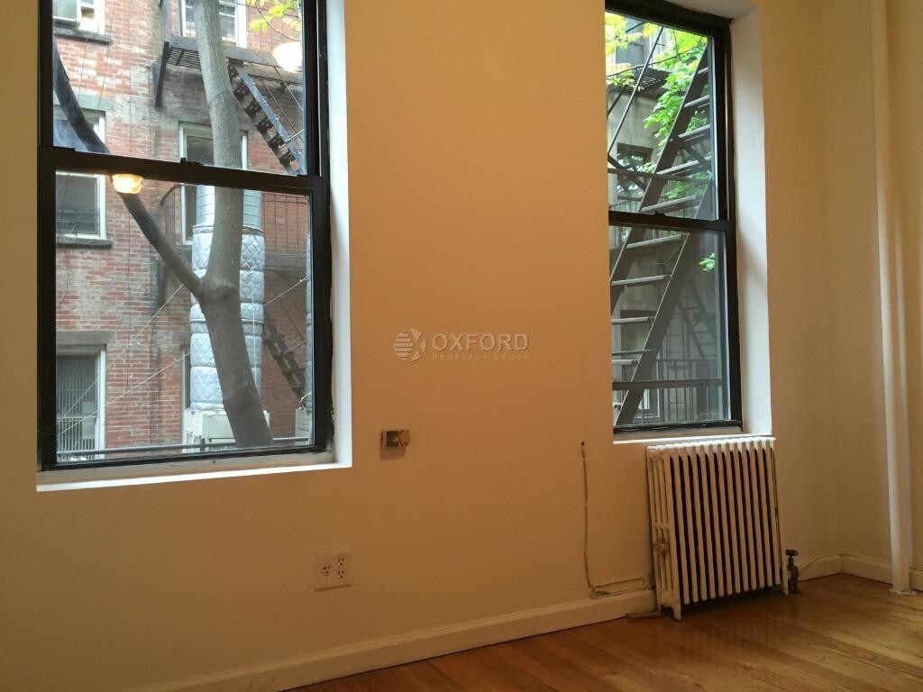 8 St Marks Pl, New York, NY 10003 Apartments in New York, NY