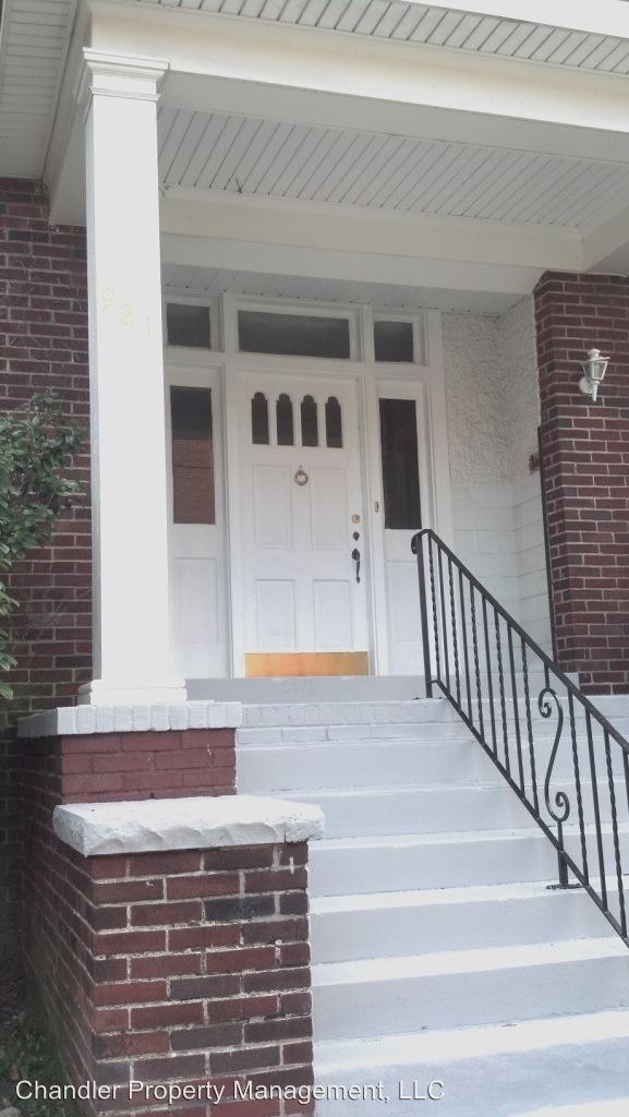 Building Photo - 921 Spotswood Ave