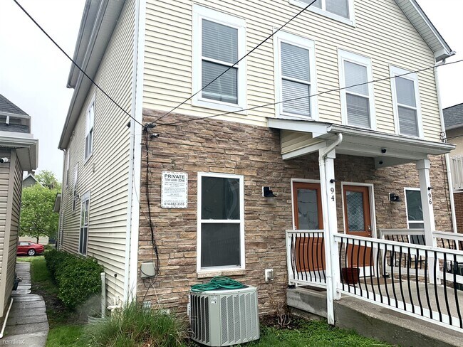 Building Photo - Room for Rent, 3 bath Duplex - 96 McMillen...