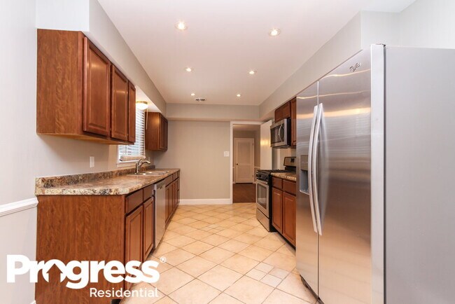 Building Photo - 8246 Windcombe Blvd