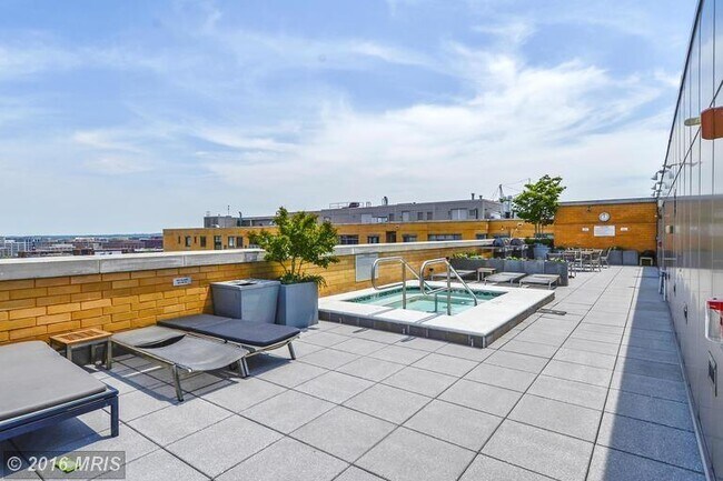 Foto del edificio - 475 K St NW