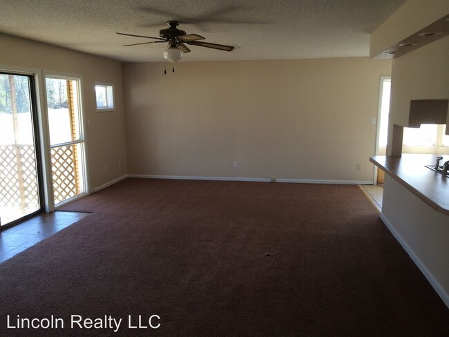 Building Photo - 3 br, 2 bath House - 1501 Hickory Road