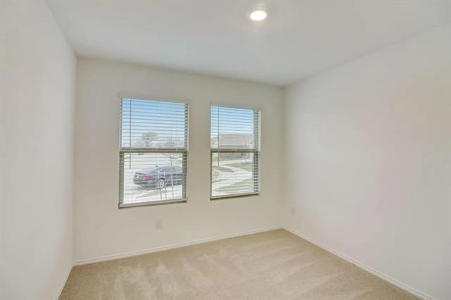 Building Photo - 2836 Ozark Cir
