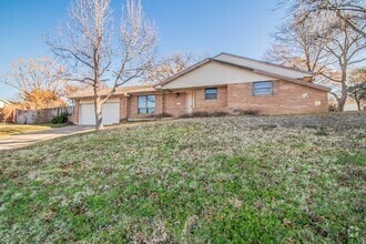 Building Photo - 4809 Westcreek Dr