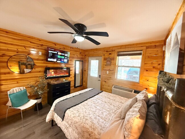Building Photo - 2020 Ridge Top Resort Way