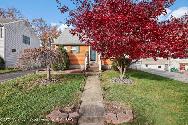 Building Photo - 467 Ferndale Pl