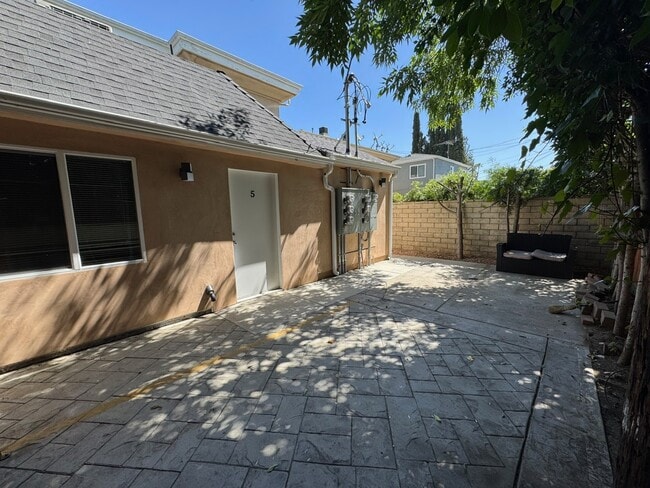 Building Photo - 14660 Gault St