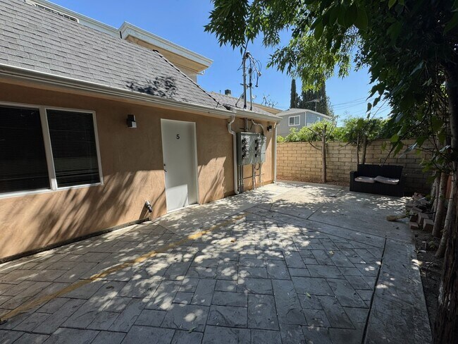 Foto del edificio - 14660 Gault St