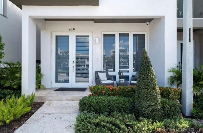 Building Photo - 6331 N W 104th path