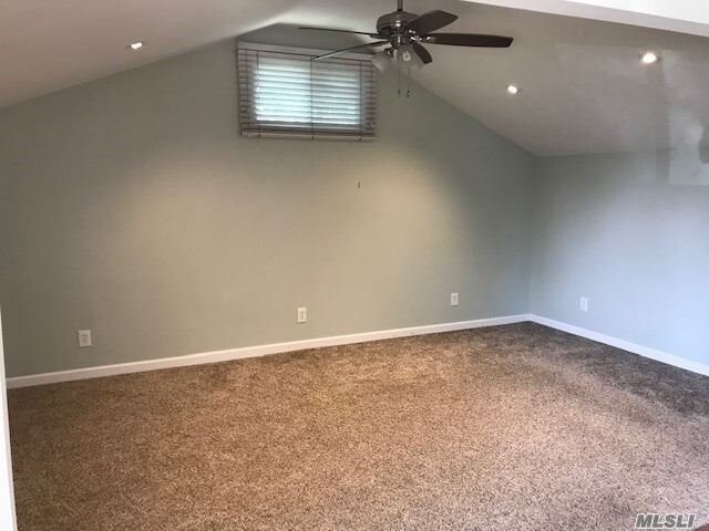 Building Photo - 465 Clift St